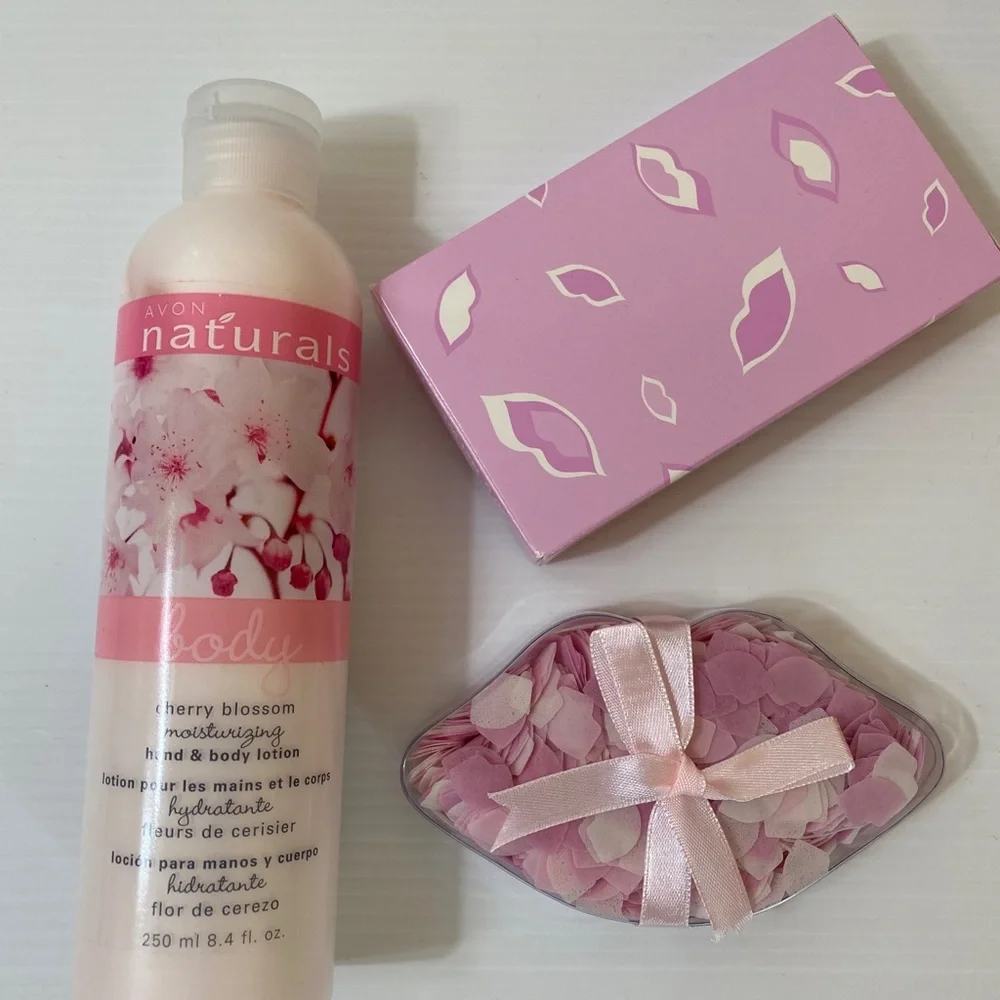 Soft Kiss Bath & Body Set Sexy Luxury Fragrance Kissable Bath Confetti & Lotion